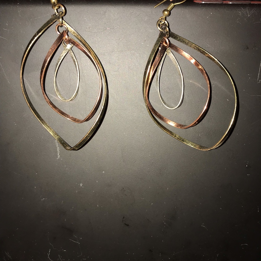 3 tone dangle earrings